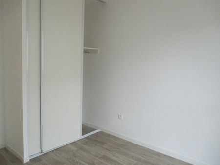 Location Appartement 3 Pièces 55 m² - Photo 3