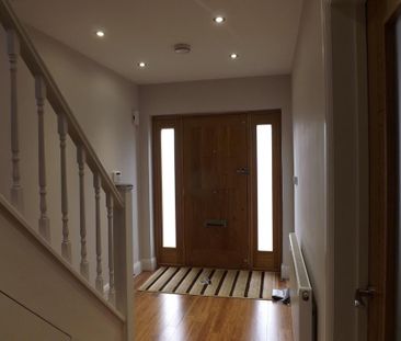 3 bedroom semi-detached house to rent - Photo 5