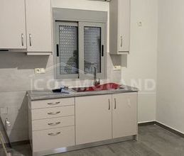 Μονοκατοικία για ενοικίαση - Νίκαια - Photo 2