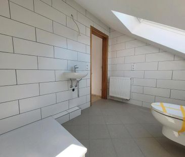 Gemütliche 1,5-Zimmer DG-Wohnung - Photo 1