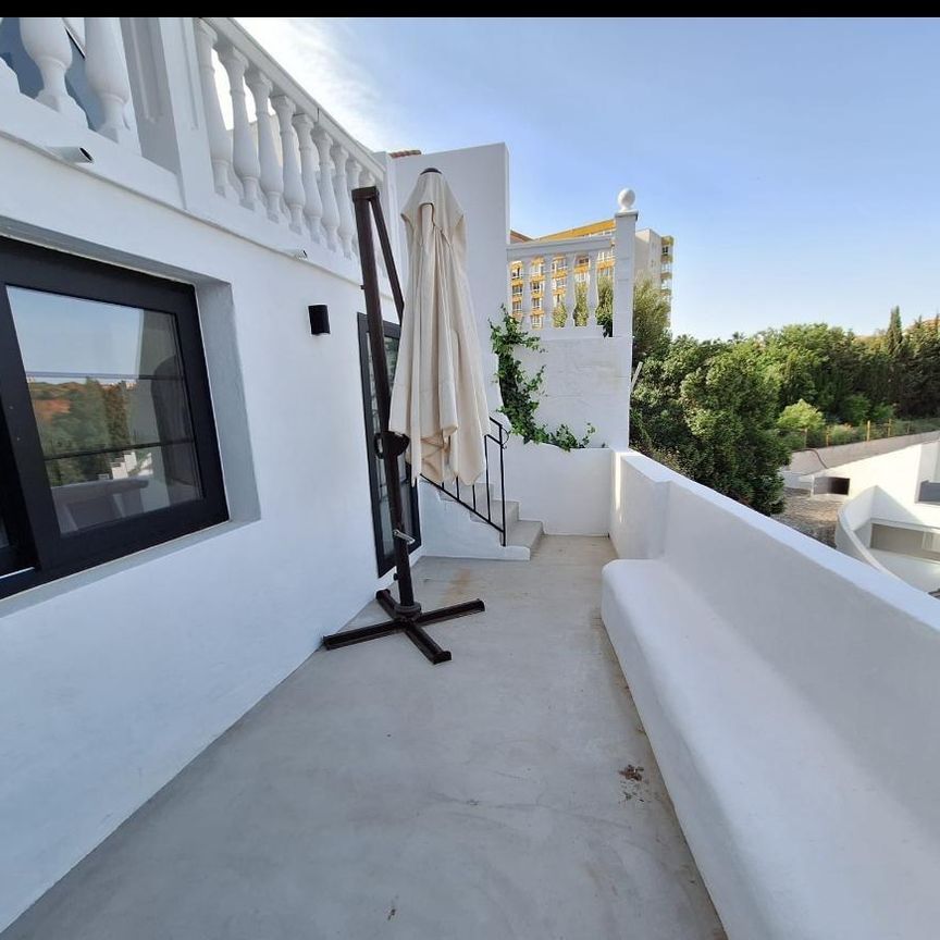 Casa en alquiler en Torreblanca del Sol, Fuengirola - Photo 1