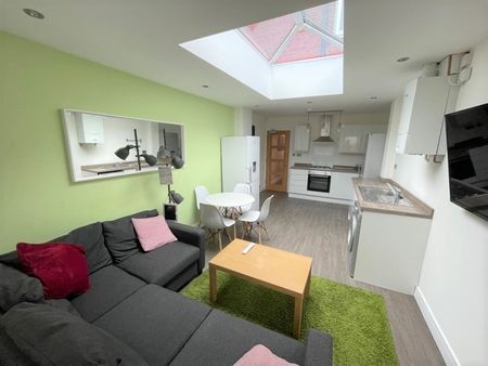 7 The Limes, Daisy Road, Birmingham, B16 9ED - Photo 3