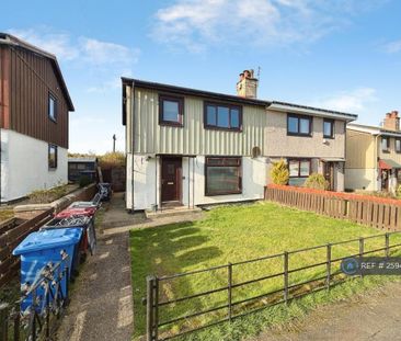 3 bedroom semi-detached house to rent - Photo 5