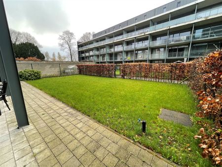 Mooi appartement met 2 slaapkamers en tuin - Photo 2