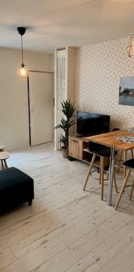 A LOUER APPARTEMENT T2 CENTRE VILLE DE VANNES - Photo 1