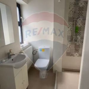 Apartament cu 3 camere de închiriat în zona Calea Sever... - Photo 2