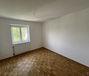 2-Raum-Wohnung mit Balkon, Tiefgarage - Resthofstrasse 48C/12 - Photo 5