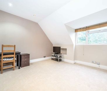 Bridge Road, KT8, London - Photo 4