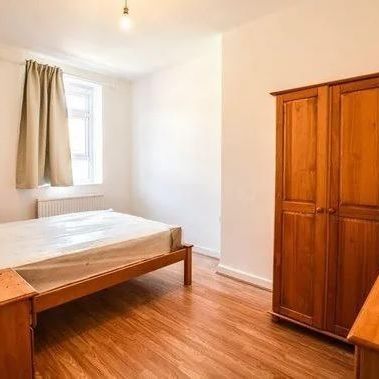 Room in a Shared Flat, Runnymede House, E9 - Photo 1