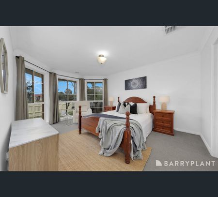 609 The Lakes Boulevard, South Morang, Vic 3752 - Photo 4