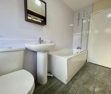 2 bedroom maisonette to rent - Photo 5