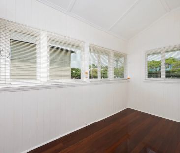 32 Hipwood Avenue, Coorparoo. - Photo 1