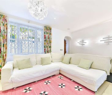 A beautifully presented Victorian house on a highly desirable road ... - Photo 2