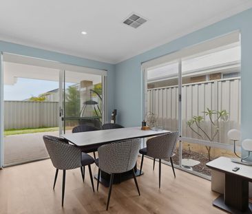 Family Comfort in a Quiet street - Photo 5