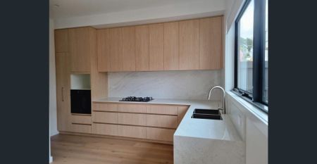 STYLISH LUXURY LIVING! - Photo 4