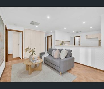 The Perfect Blend of Indoor and Outdoor Living - Photo 3