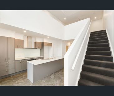 MODERN AND LOW MAINTENANCE LIVING IN THE HEART OF BARINGA - Photo 2