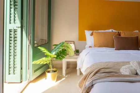 Carrer de Sant Pere Més Alt, Barcelona, Catalonia 08003 - Photo 2