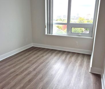 613 35 Brian Peck Crescent - Photo 5