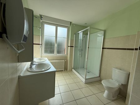 Location Maison 7 pièces 212m² - Photo 5