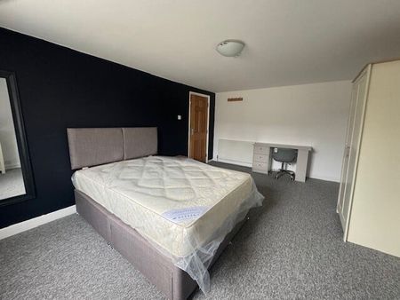 Milsom Street - Photo 2