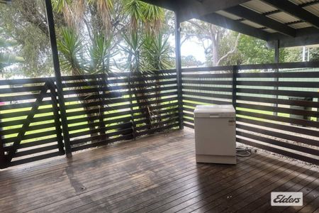 FOUR BEDROOMS - CLOSE TO TAREE WEST SCHOOL - Photo 2