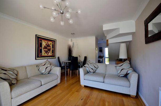 2 bedroom house to rent - Photo 1