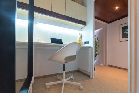 Carrer de Garcilaso, Barcelona, Catalonia 08027 - Photo 5