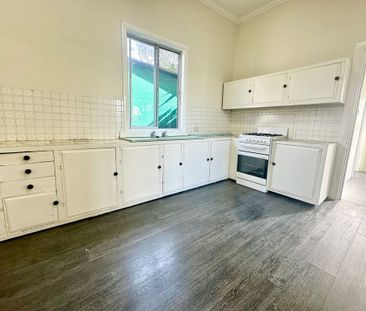 35 Ida Street, Mayfield - Photo 2