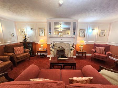 1 bedroom ground floor flat to rent - Photo 4