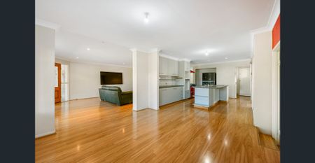 Large Family Home in Preston - Photo 5