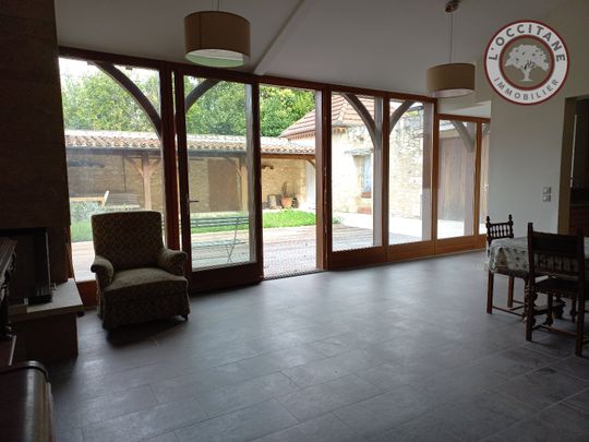 Location Maison 7 pièces 235m² MAUVEZIN 32120 - Photo 1