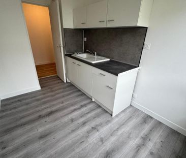 Location Appartement 2 pièces 49m² LE HAVRE 76610 - Photo 4