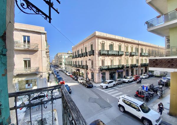 Casa a Messina in Via Nino Bixio