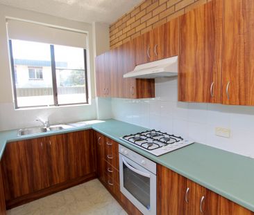 Three Bedroom Unit Located Moments From Jesmond CBD - Photo 5