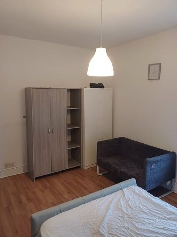 3 Bed Detached House, Hause, M6 - Photo 3
