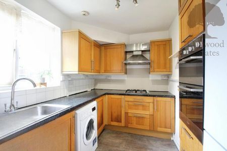 2 bedroom maisonette to rent - Photo 4