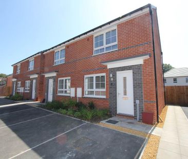 2 bedroom semi-detached house to rent - Photo 2