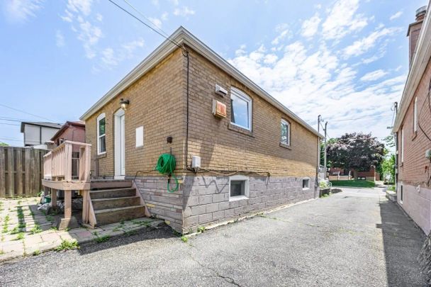 Detached Home For Lease | E8469718 - Photo 1