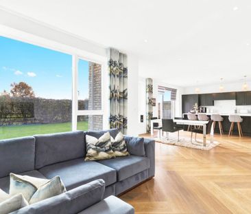 5 bedroom detached house to rent - Photo 1