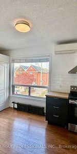 CUTE AND CHARMING 1 BED UPPER FLR UTILITIES INCLD - Photo 4