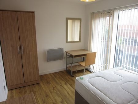 Excelsior Apartments, Princess Way, Swansea. SA1 3LQ - Photo 2