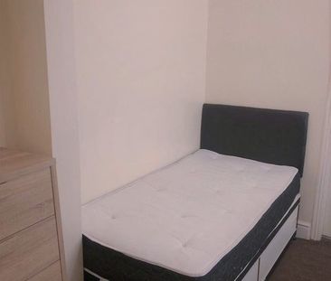 Room in a Shared House, Beaconsfield Road, CV2 - Photo 6