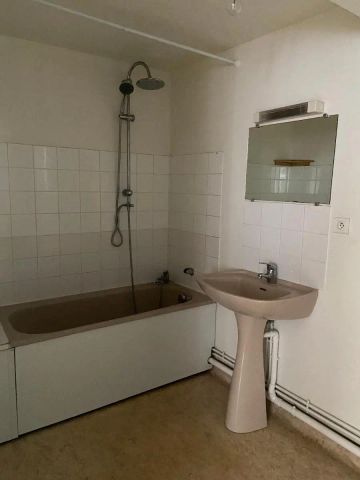 Appartement à louer 4 pièces 68.64m² - Photo 4