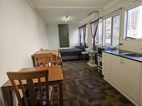 Ground Floor Studio FOR RENT - Photo 1