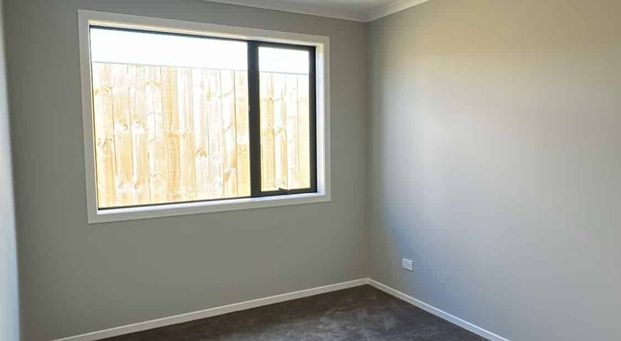 Stunning brand new home in an exciting new development - Photo 1