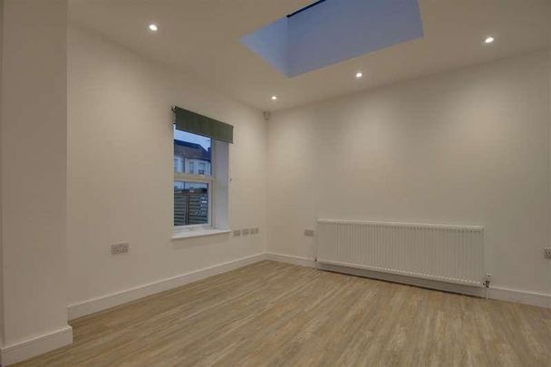 The Drive, Worthing, BN11 - Photo 1