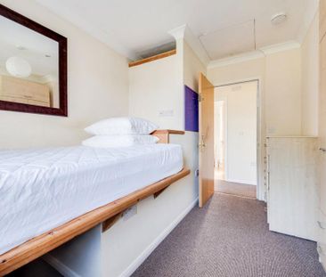 6 bedroom house to rent - Photo 3