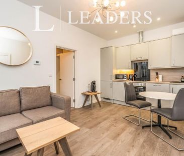 1 bedroom flat to rent - Photo 2