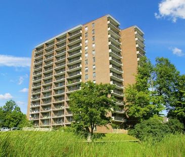 Driveway Place | 350 Queen Elizabeth Drive, Ottawa - Photo 1